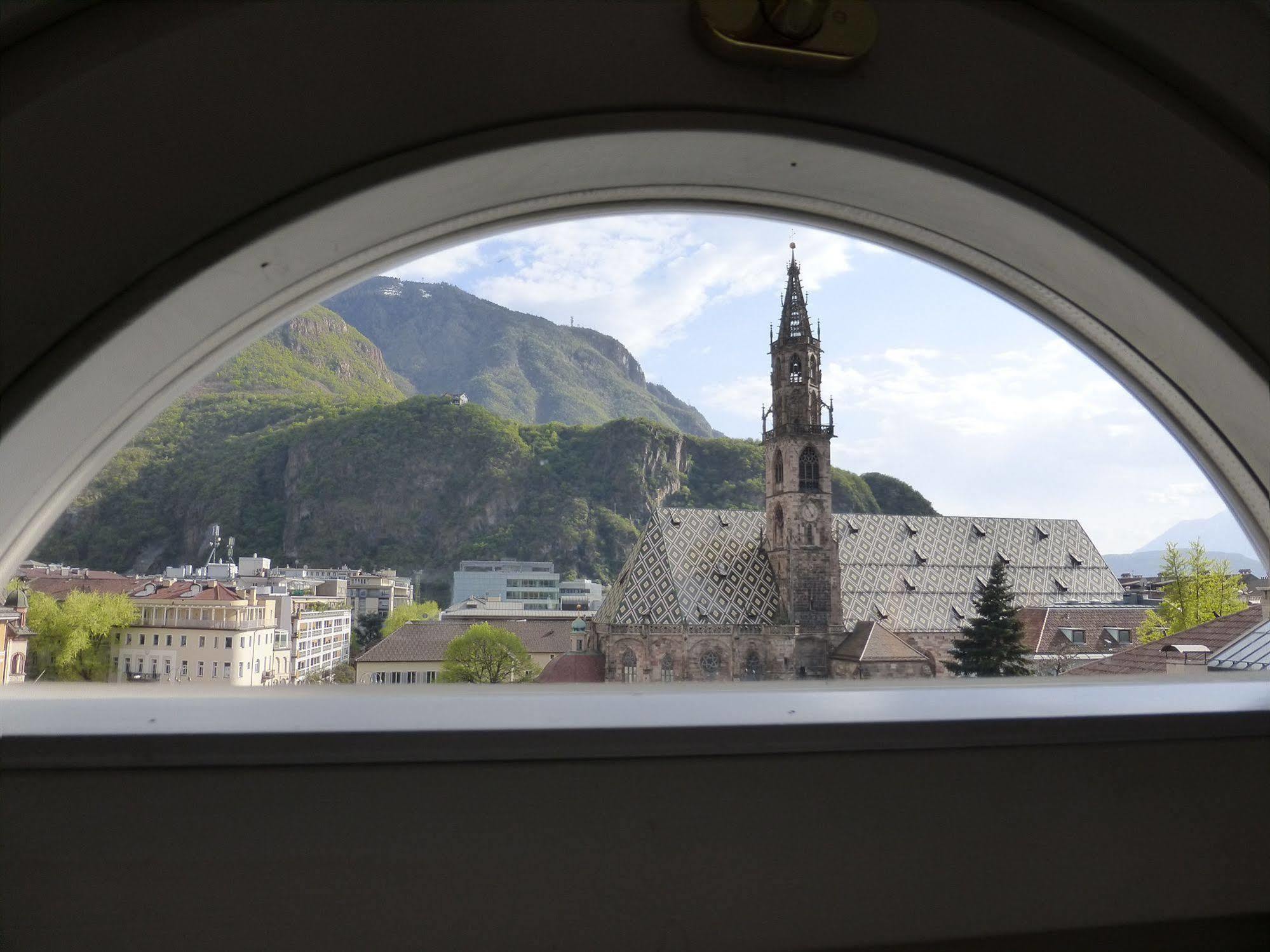 Stadt Hotel Citta Bolzano Exterior foto